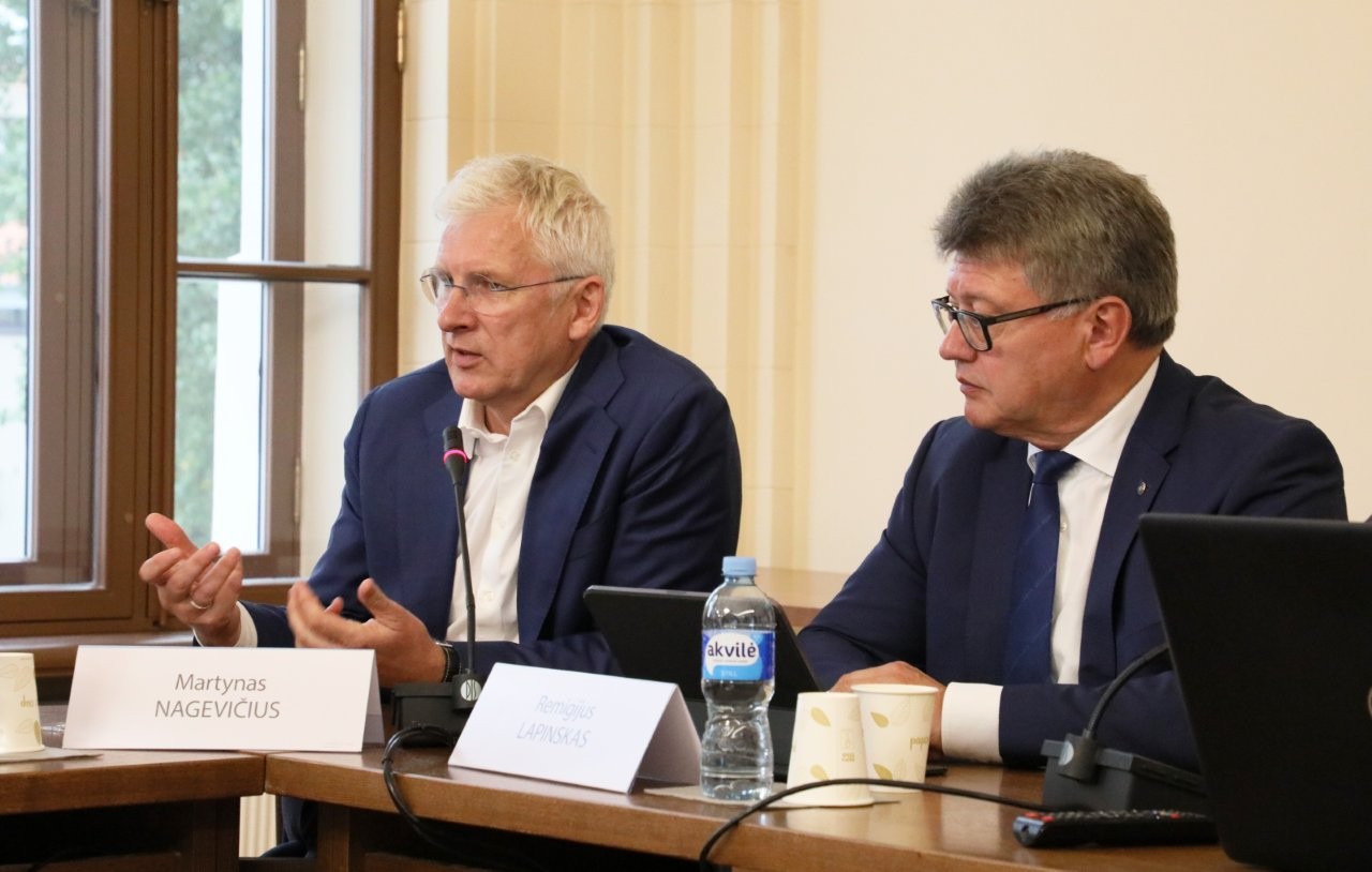 Ekspertai pristato transporto žaliojo virsmo sprendimus